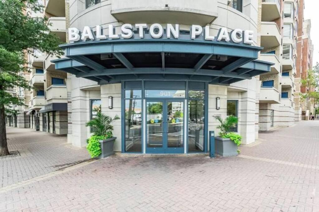 ארלינגטון Gorgeous 2 Bedroom Bedroom Condo At Ballston Place With Gym 2011 מראה חיצוני תמונה